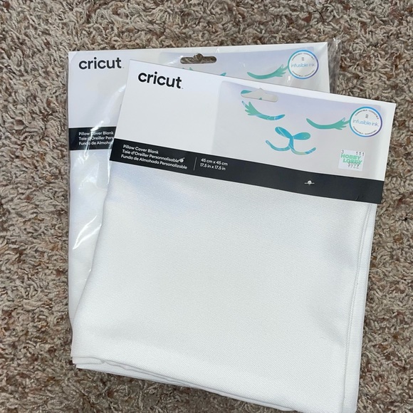 Cricut Pillow Cover Blank, White bundle two packs - Picture 1 of 2